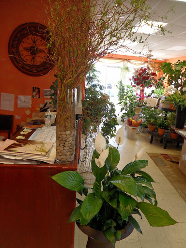 Florist «Hillside Florist (formerly Jennifer Flowers)», reviews and photos, 140 Hillside Avenue, New Hyde Park, NY 11040, USA