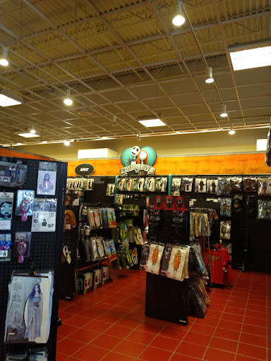 Shopping Mall «Creeks at Virginia Centre», reviews and photos, 9850 Brook Rd, Glen Allen, VA 23059, USA