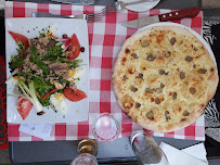 Pizza du Restaurant français L'Escalinada à Nice - n°7