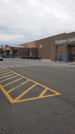 Department Store «Walmart Supercenter», reviews and photos, 11 Ashleigh Dr, Derry, NH 03038, USA