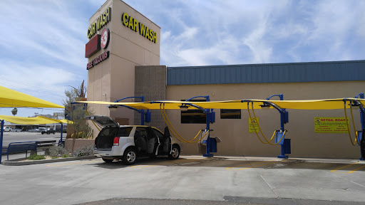 Squeaky Clean Car Wash en Phoenix