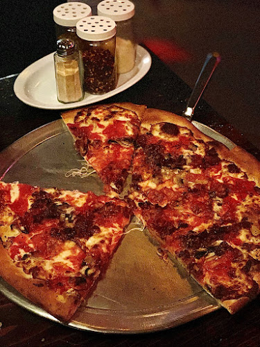 Best Wood Fired pizza place in New York - Arturo's Coal Oven Pizza