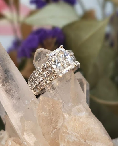 Jewelry Store «Elite Jewelry and Loan», reviews and photos, 805 N Scottsdale Rd, Tempe, AZ 85281, USA