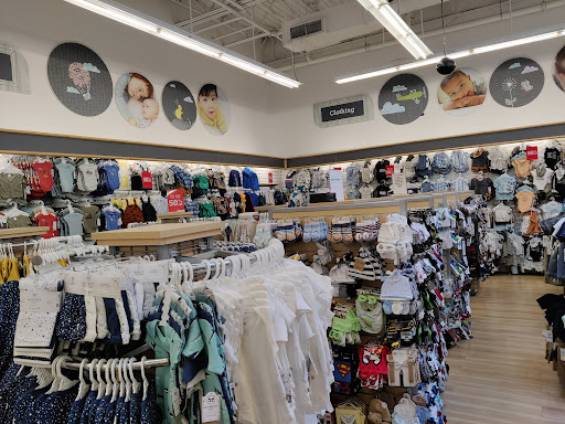 Shopping Mall «Midway Shopping Center», reviews and photos, 1001 Central Park Ave, Scarsdale, NY 10583, USA