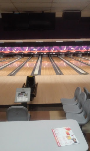 Bowling Alley «AMF Noble Manor Lanes», reviews and photos, 2440 Noblestown Rd, Pittsburgh, PA 15205, USA
