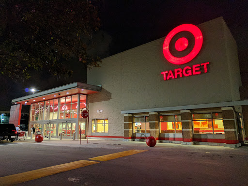 Department Store «Target», reviews and photos, 1750 W 37th St, Hialeah, FL 33012, USA