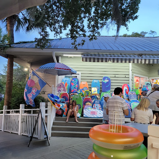 Shopping Mall «Coligny Plaza Shopping Center», reviews and photos, 1 N Forest Beach Dr, Hilton Head Island, SC 29928, USA