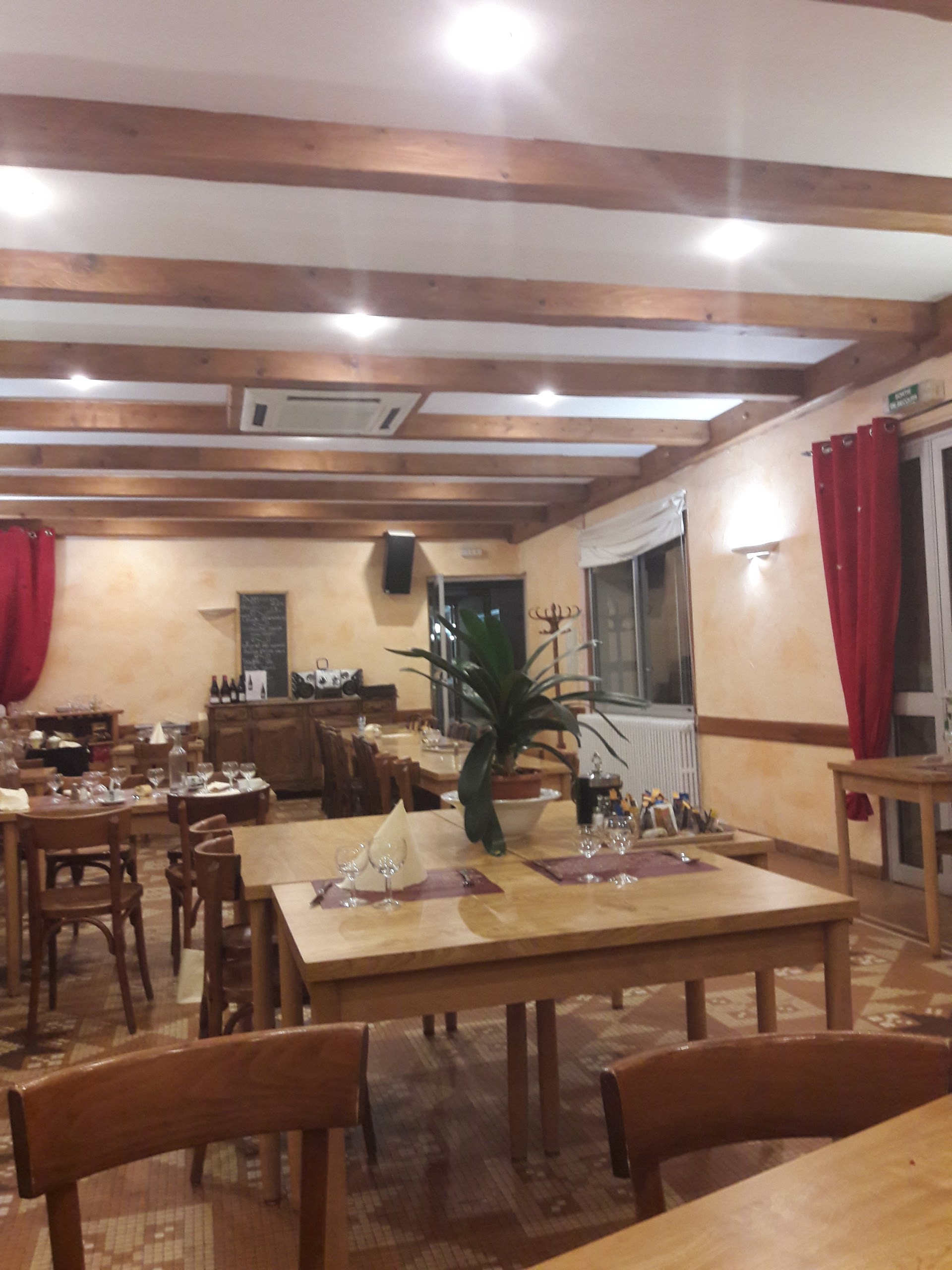 Photo n° 1 de l'avis de plook.a fait le 15/07/2017 à 21:05