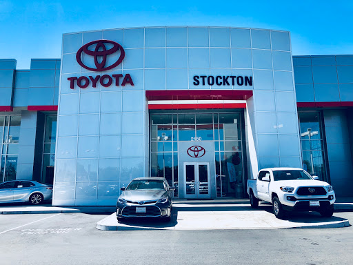 Toyota Dealer «Toyota Town of Stockton», reviews and photos, 2150 E Hammer Ln, Stockton, CA 95210, USA