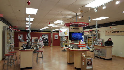 Cell Phone Store «Verizon Authorized Retailer - Wireless Zone», reviews and photos, 28 Fairhaven Commons Way, Fairhaven, MA 02719, USA