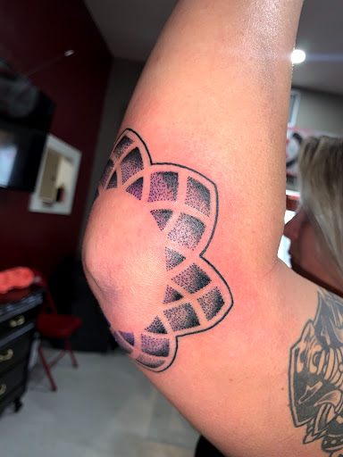 Explore good family tattoo ideas, creative tattoo ideas in Cape Coral, available at UNRIVALED INK