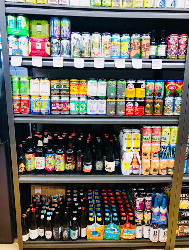 Convenience Store «Tremont Convenience Food Mart», reviews and photos, 2630 W 14th St, Cleveland, OH 44113, USA