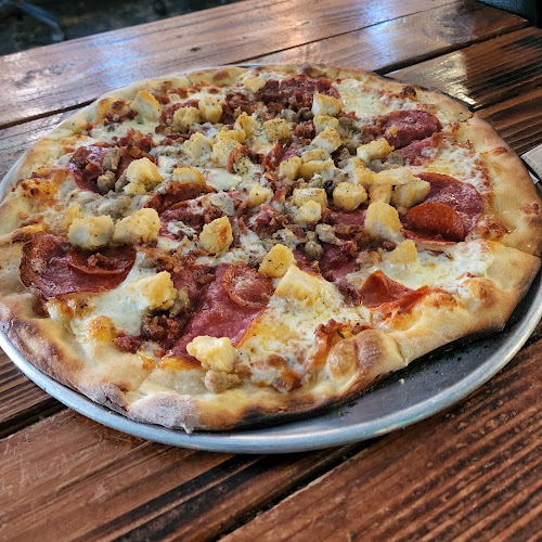 #1 best pizza place in Hawaii - Antics Pizza