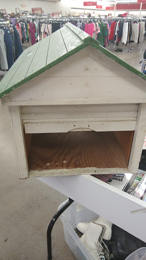 Thrift Store «Thrifty Shopper», reviews and photos, 112 E Manlius St, East Syracuse, NY 13057, USA