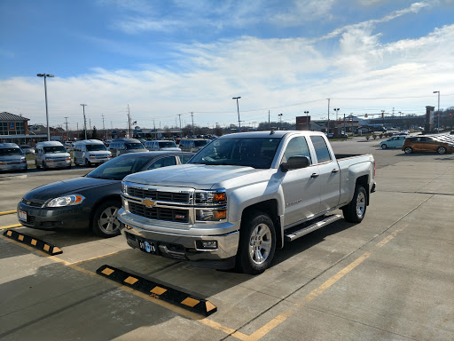 Car Dealer «Spitzer Chevrolet Northfield», reviews and photos, 333 E Aurora Rd, Northfield, OH 44067, USA