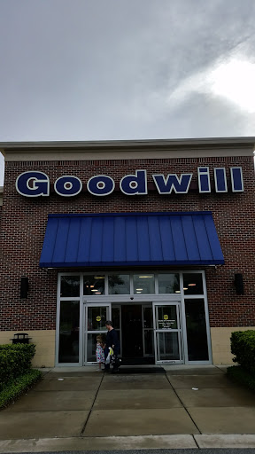 Thrift Store «Goodwill Retail Store», reviews and photos