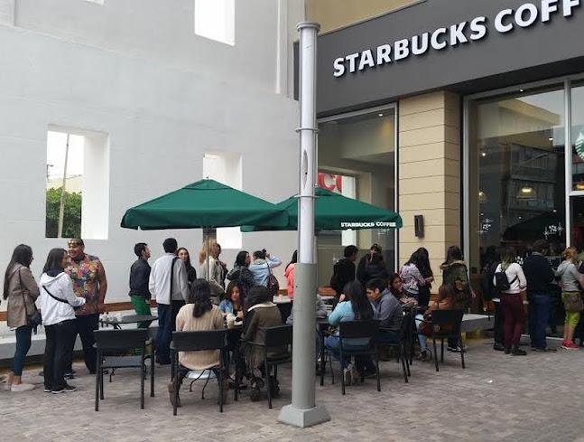 Starbucks Coffee - Cafetería