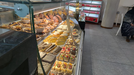 Casa dos Croissants d' Avenida no Gandra, Porto