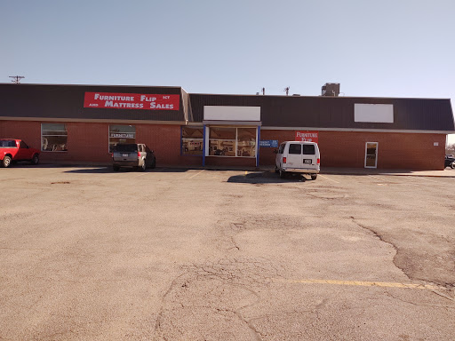 Furniture Flip LLC, 2550 S Southeast Dr, Wichita, KS 67216, USA, 