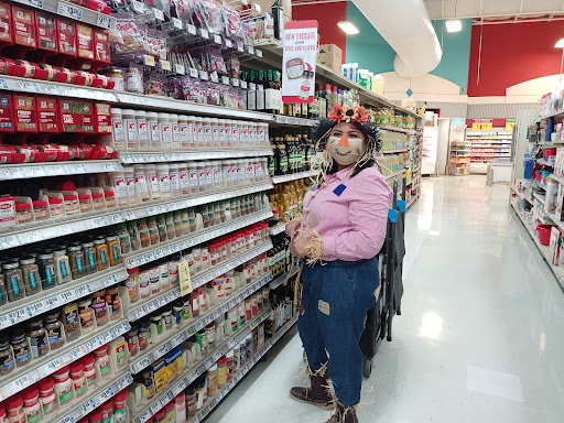 Grocery Store «H-E-B Grocery», reviews and photos, 209 N Texas Ave, Mercedes, TX 78570, USA