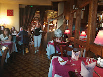 Atmosphère du Restaurant de spécialités alsaciennes Restaurant Aux 3 Roses EPFIG - n°11