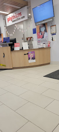 Physicians Immediate Care - Photo 4 - Car repair in Chicago, IL, Chicago