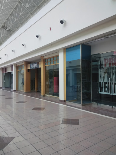 Shopping Mall «ShoppingTown Mall», reviews and photos, 3649 Erie Blvd E, Syracuse, NY 13214, USA