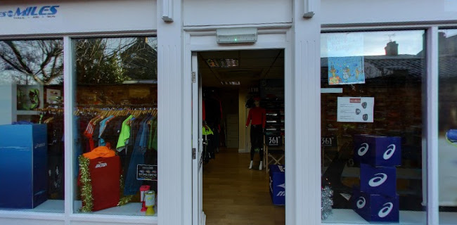 Metres To Miles - Specialist Running Shop - Sporting goods store