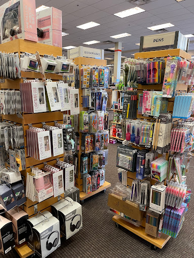 Book Store «Books-A-Million», reviews and photos, 2605 W Osceola Pkwy, Kissimmee, FL 34741, USA