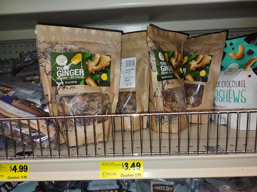 Grocery Store «Grocery Outlet Bargain Market», reviews and photos, 130 Nut Tree Pkwy, Vacaville, CA 95687, USA