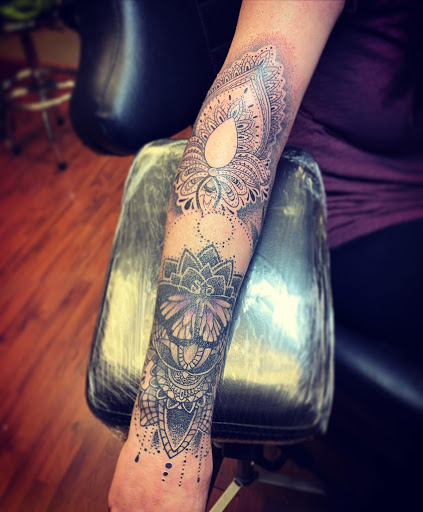 Explore star tattoo ideas, creative tattoo ideas in Williamsport, available at Moa Tattoos