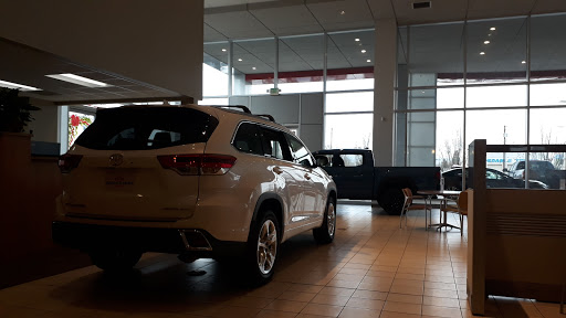 Car Dealer «Grants Pass Toyota», reviews and photos, 375 Redwood Hwy, Grants Pass, OR 97527, USA