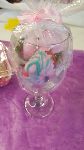 Florist «Crystals Flower and Gift Shop», reviews and photos, 4313 Nannie Helen Burroughs Ave NE, Washington, DC 20019, USA