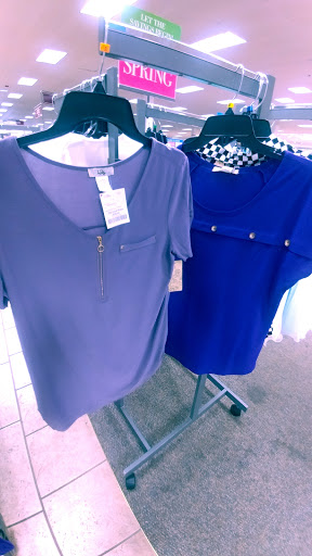 Clothing Store «Ross Dress for Less», reviews and photos, 835 Cortez Rd W, Bradenton, FL 34207, USA