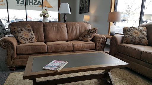 Furniture Store «House To Home Furniture», reviews and photos, 4800 Okemos Rd, Okemos, MI 48864, USA