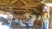 Atmosphère du Restaurant américain Le Ranch à Saint-Pierre - n°7