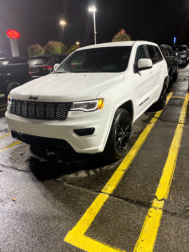 Car Dealer «Southfield Chrysler Dodge Jeep Ram», reviews and photos, 28100 Telegraph Rd, Southfield, MI 48034, USA