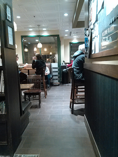 Coffee Shop «Starbucks», reviews and photos, 40 N Williams St a, Crystal Lake, IL 60014, USA