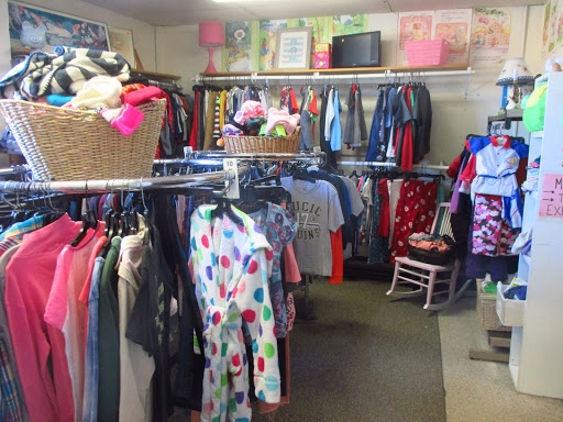 Thrift Store «Exeter Community Thrift Shop», reviews and photos, 96 Epping Rd, Exeter, NH 03833, USA