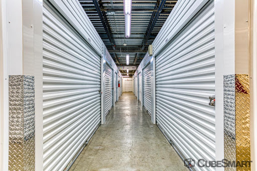 Self-Storage Facility «Four Seasons Self Storage», reviews and photos, 5061 NE 13th Ave, Oakland Park, FL 33334, USA
