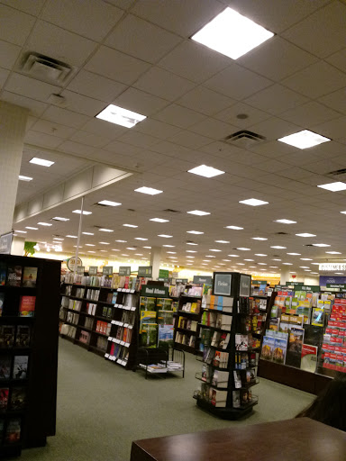 Book Store «Barnes & Noble Booksellers Hillside Village», reviews and photos, 305 Farm to Market Road 1382 #520, Cedar Hill, TX 75104, USA