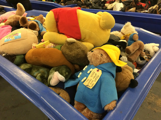 Thrift Store «Goodwill Industries Outlet Store & Donation Center», reviews and photos, 47-47 Van Dam St, Queens, NY 11101, USA