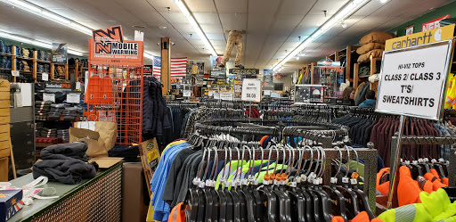 Work Clothes Store «Whistle Workwear», reviews and photos, 15240 Aurora Ave N, Shoreline, WA 98133, USA