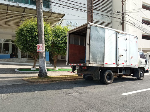 Mudanzas Acarreo Express Panamá | Camiones para Mudanzas | Mudanzas de Oficinas