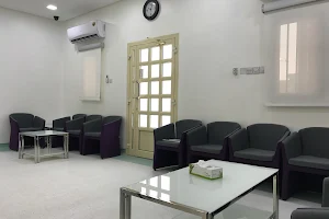 Dr. Sadiq Sharaf Dental Center image