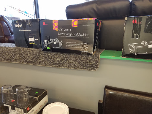 Discount Store «Bulldog Liquidators», reviews and photos, 2201 N Meridian St, Indianapolis, IN 46208, USA