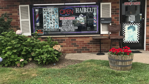 Barber Shop «New York Barber Shop», reviews and photos, 87 N Beverwyck Rd # B, Lake Hiawatha, NJ 07034, USA