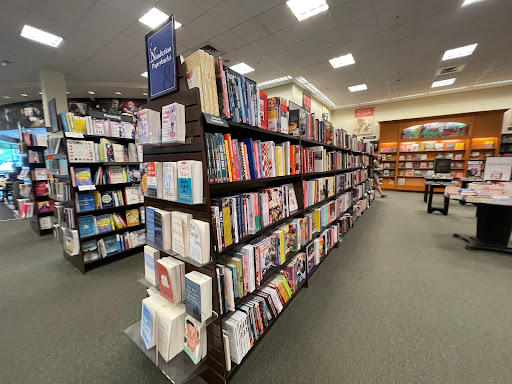 Book Store «Barnes & Noble», reviews and photos, 5101 Main St, Williamsburg, VA 23188, USA