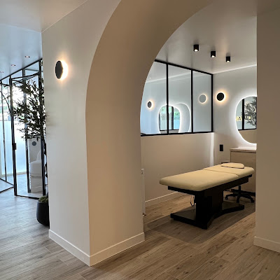 Elaia brows à Paris