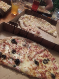 Plats et boissons du Pizzeria Pizza Crousty à Hesdin - n°3